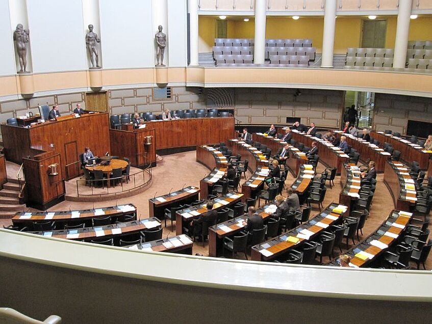 Picture shows a assembly hall.